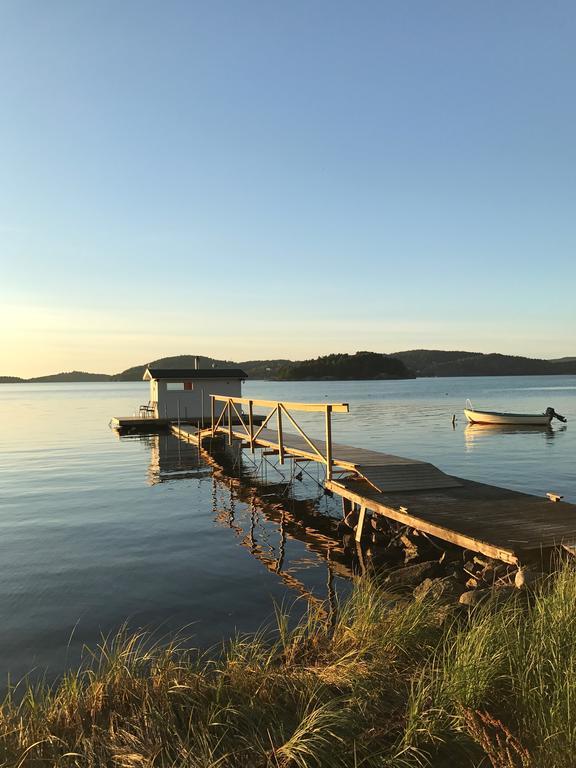 Anfasteroed Gardsvik - Badstugor Med Loft Ljungskile Phòng bức ảnh